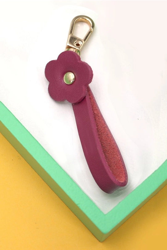 Leather Daisy Keychain