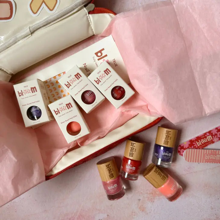 Daisy's Nail Kit