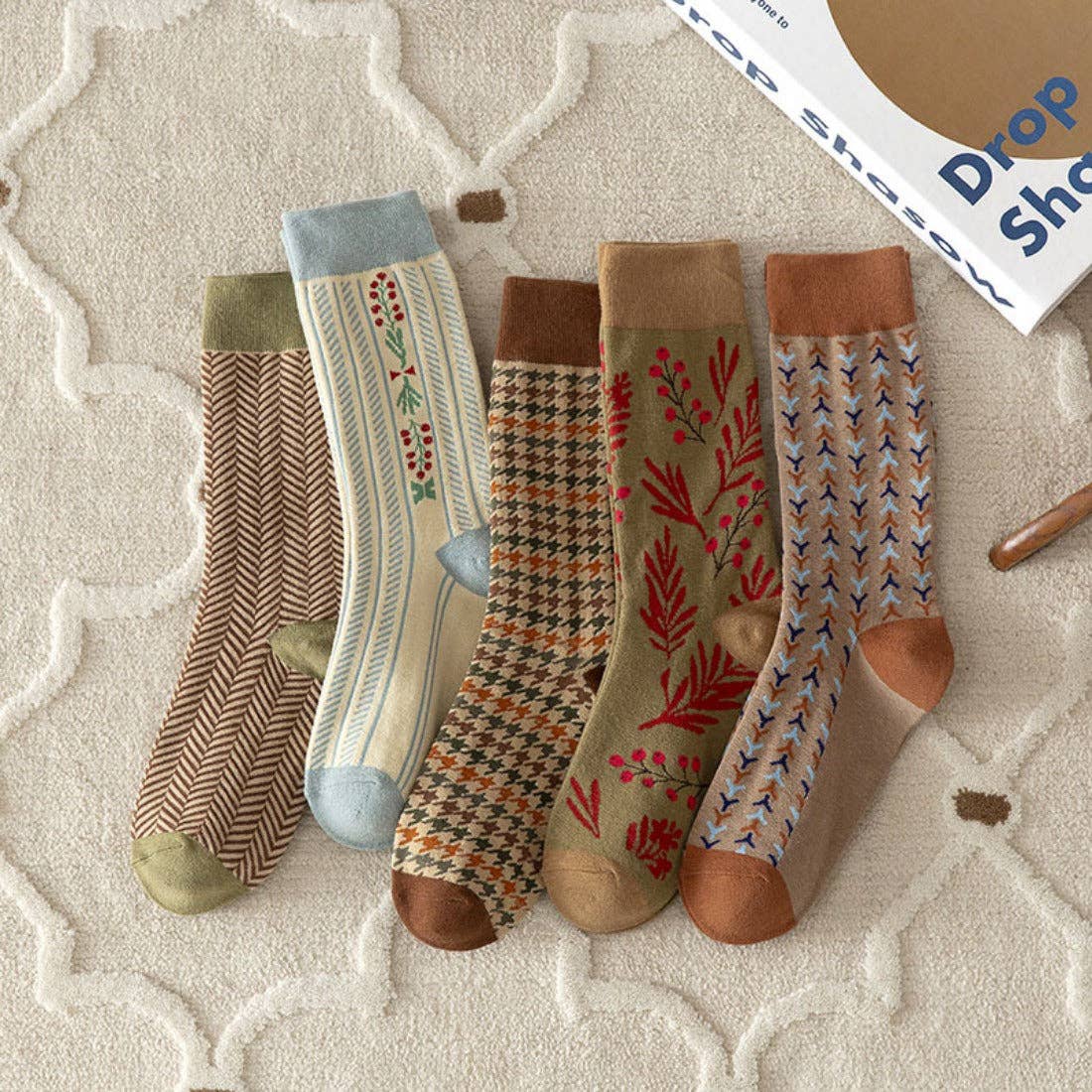 Vintage Pattern Women's Socks