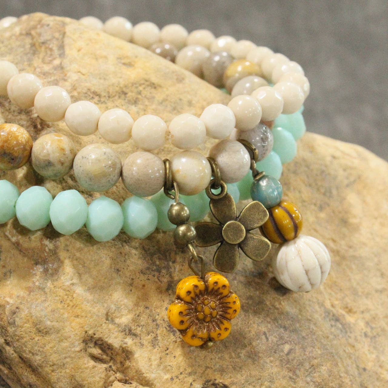 Stackable Pumpkin & Gourd Flower Stretch Bracelet Set
