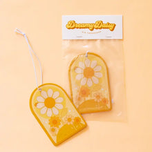 Load image into Gallery viewer, Dreamy Daisy Air Freshener
